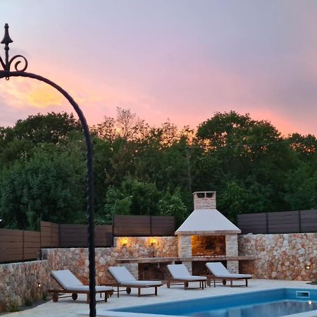 Villa Lulu Kamena Villa S Maslinikom Otok Krk Dobrinj Selo Gostinjac Krk Town Εξωτερικό φωτογραφία