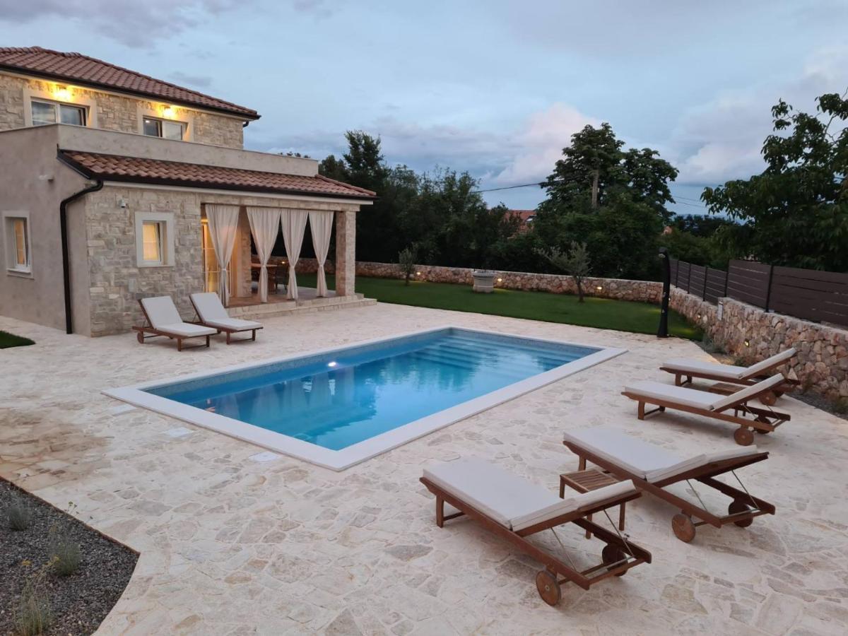Villa Lulu Kamena Villa S Maslinikom Otok Krk Dobrinj Selo Gostinjac Krk Town Εξωτερικό φωτογραφία