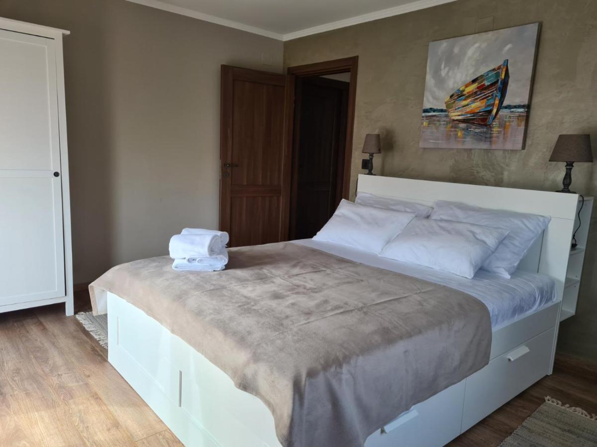 Villa Lulu Kamena Villa S Maslinikom Otok Krk Dobrinj Selo Gostinjac Krk Town Εξωτερικό φωτογραφία