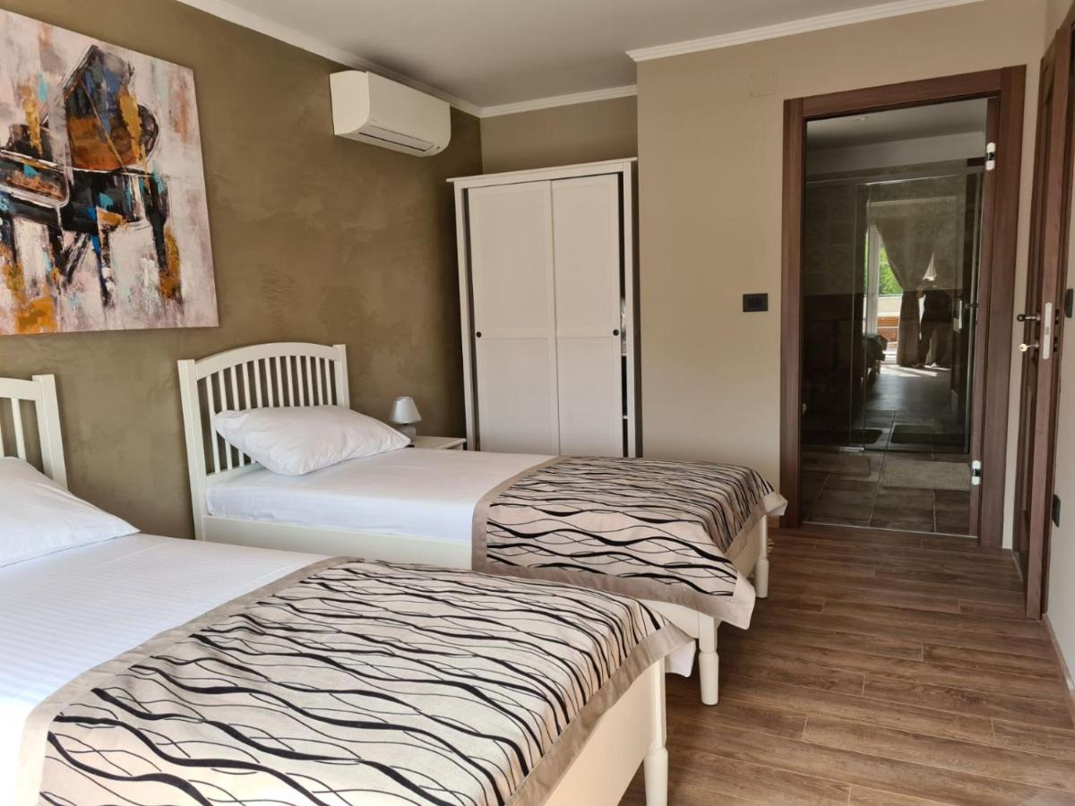 Villa Lulu Kamena Villa S Maslinikom Otok Krk Dobrinj Selo Gostinjac Krk Town Εξωτερικό φωτογραφία
